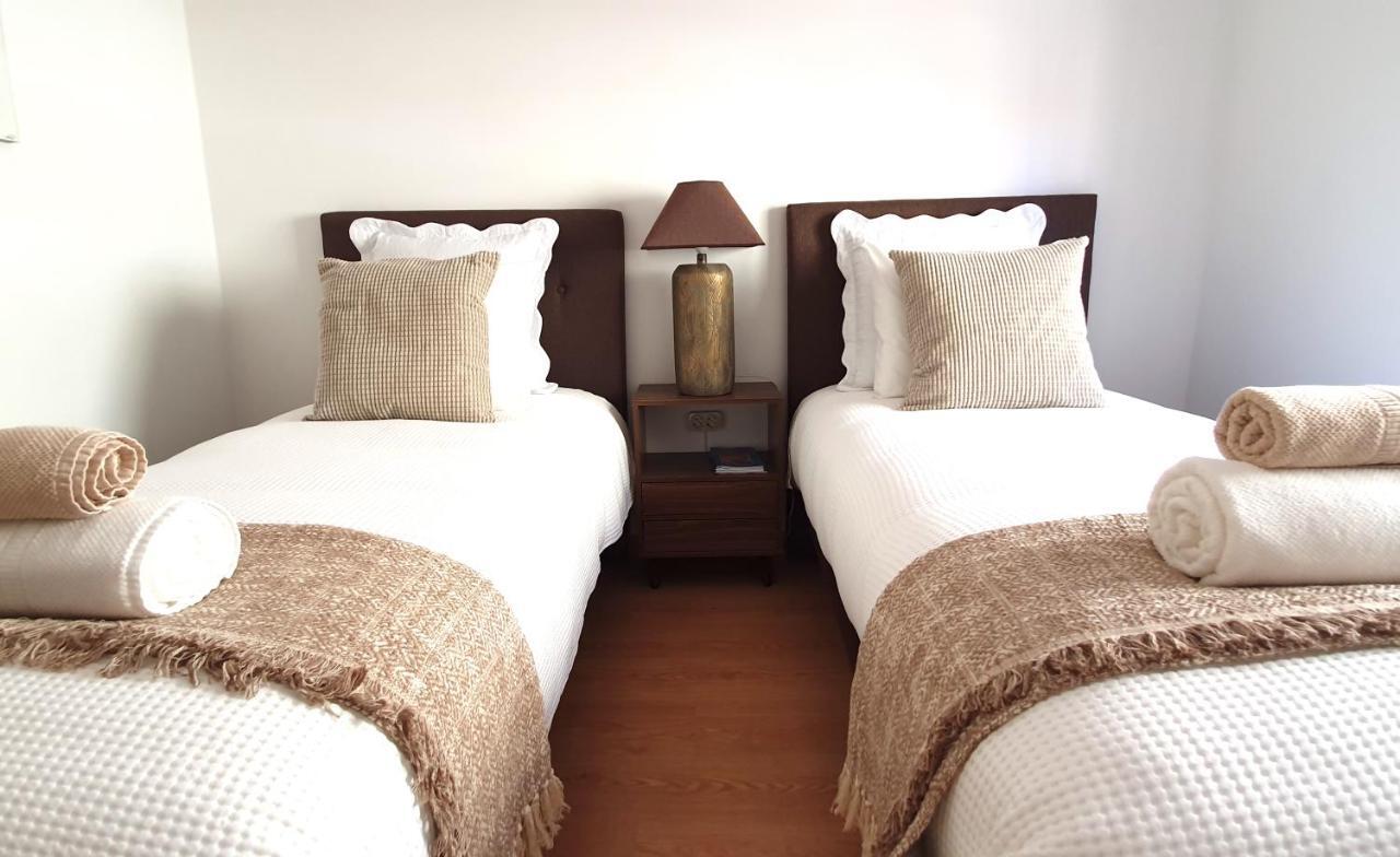 Afonso Galo Guest Apartments I ألمادا المظهر الخارجي الصورة